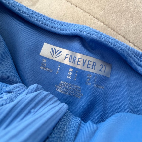 Set - Picture 5 of 5